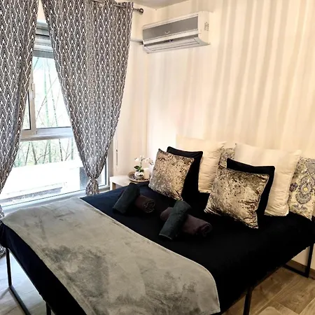 Escapade Cosy Avec Piscine Au Centre-ville - Ideal Pour Couples Et Professionnels * Cannes